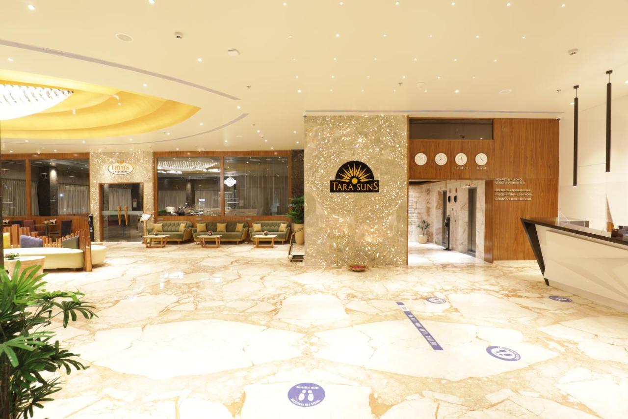 Tara Suns Hotel Vadodara Exterior foto